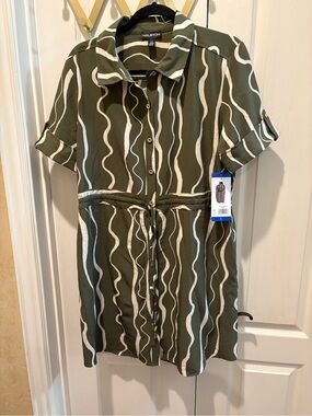 Halston Heritage Olive Green & White Wavy Stripe Shirt Dress